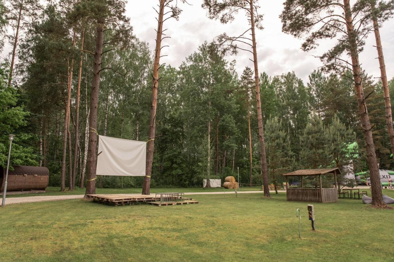 Camping & Camper Place Pasvalys Exterior foto