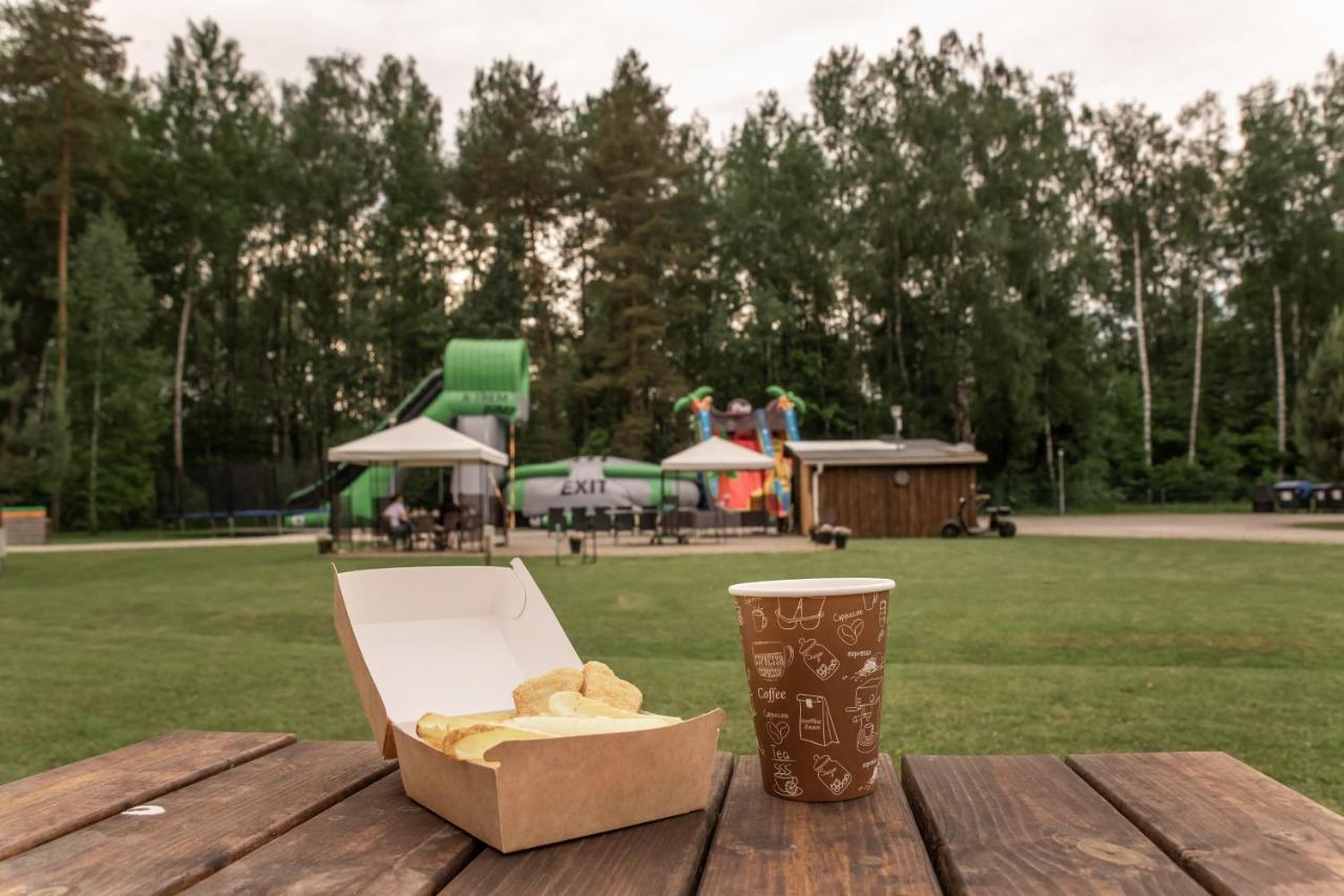 Camping & Camper Place Pasvalys Exterior foto