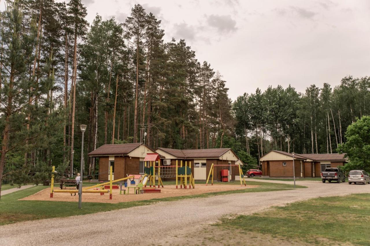 Camping & Camper Place Pasvalys Exterior foto