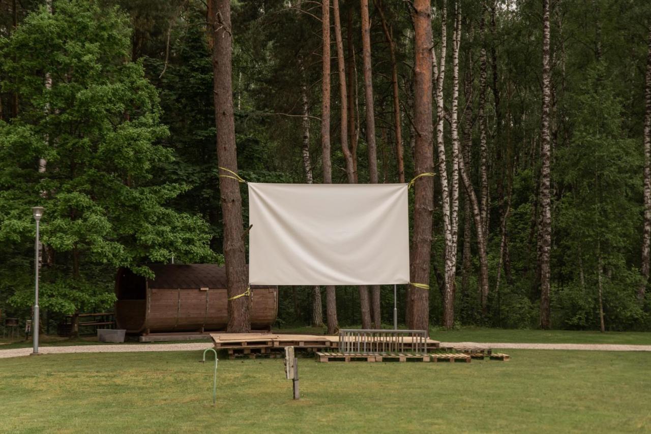 Camping & Camper Place Pasvalys Exterior foto